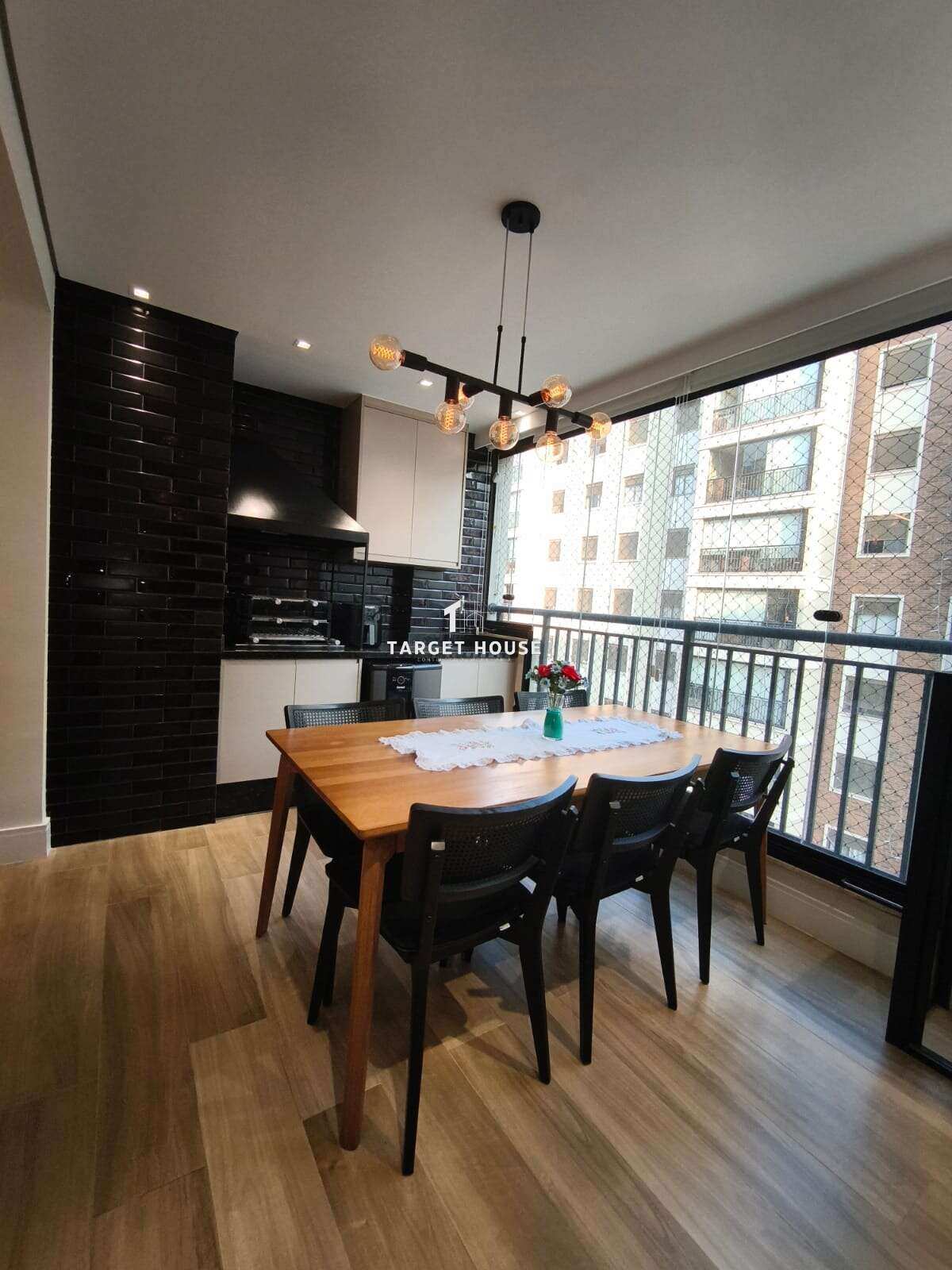 Apartamento à venda|2 quartos (1 suíte)|69m²|Água branca