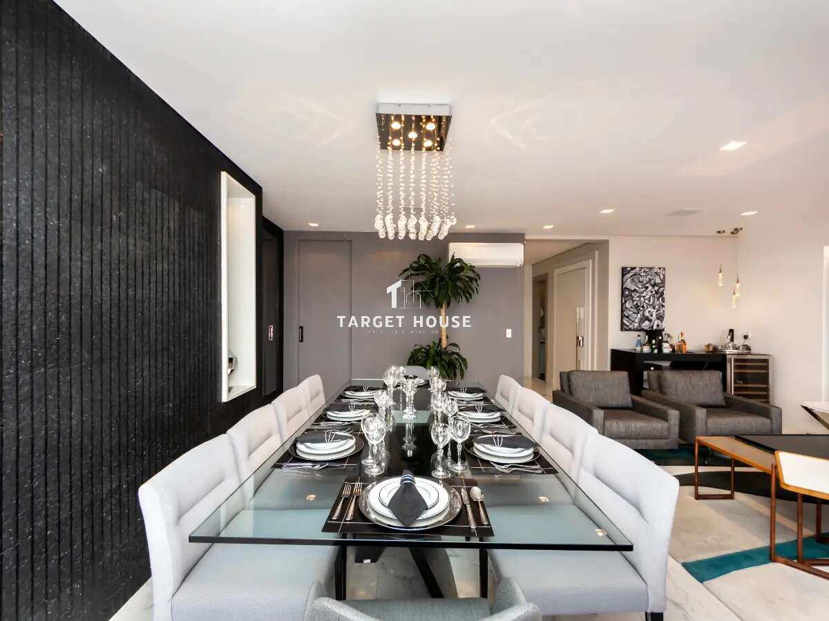 Cobertura Duplex de Luxo à venda 227m² / 3 suítes / 2 vagas / Perdizes